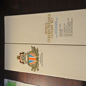 19 Piece Sheffield Cutlery Set